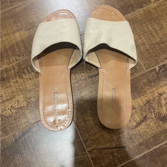 Sandals - Picture 3 of 3